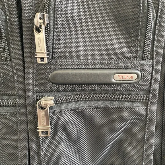 Tumi expandable laptop briefcase